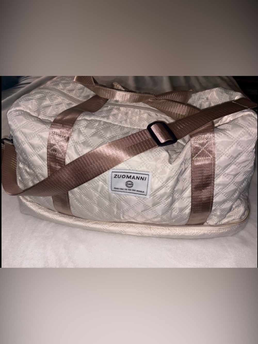 Zuomanni Quilted Duffle Travel Bag in Cream with Rose Gold Straps